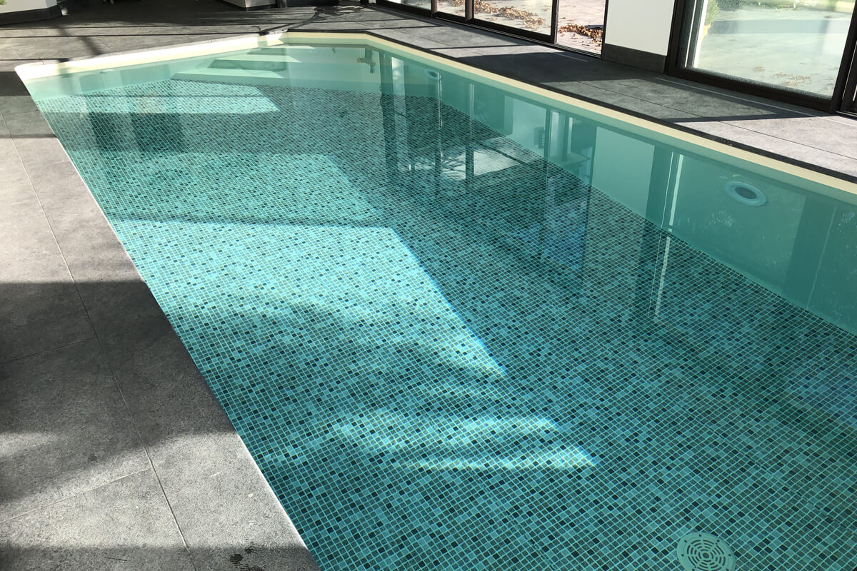 renovation-piscine-interieure-morbihan