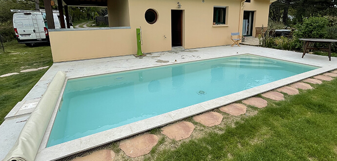 construction-piscine-crach-MGWpiscines